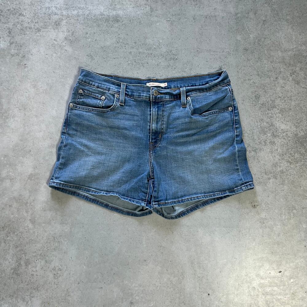 Levi's Mid Length Shorts Women's Size 32 Blue Denim Jorts